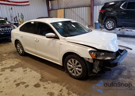 2014 Volkswagen Passat S from USA, damaged, VIN 1VWAS7A37EC106593